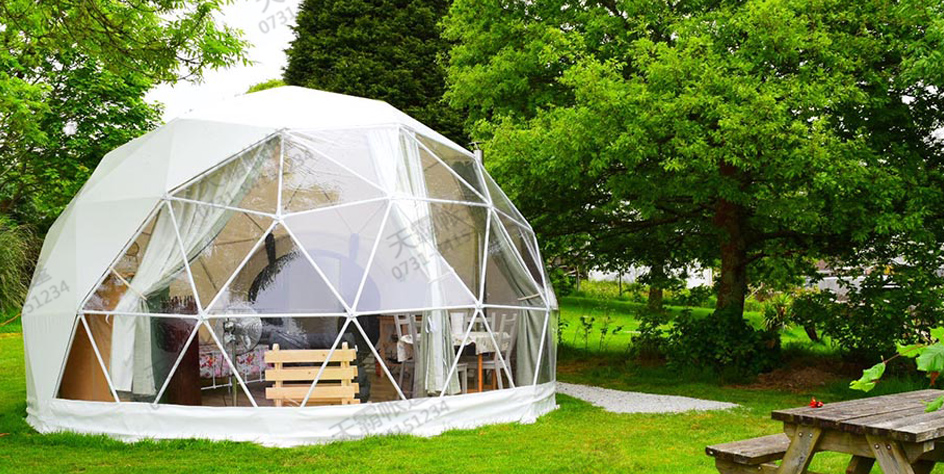 酒店帳篷的優(yōu)勢 酒店帳篷越來越受歡迎