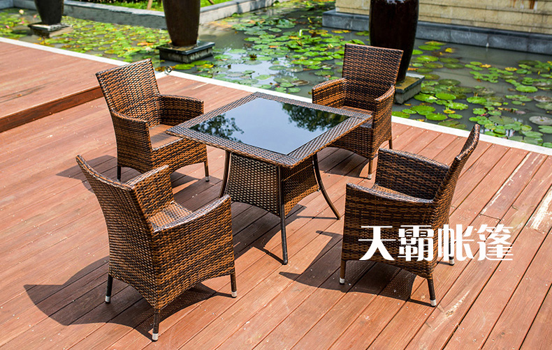 想要露臺/花園/后院成為風(fēng)景，戶外家具的選擇很重要